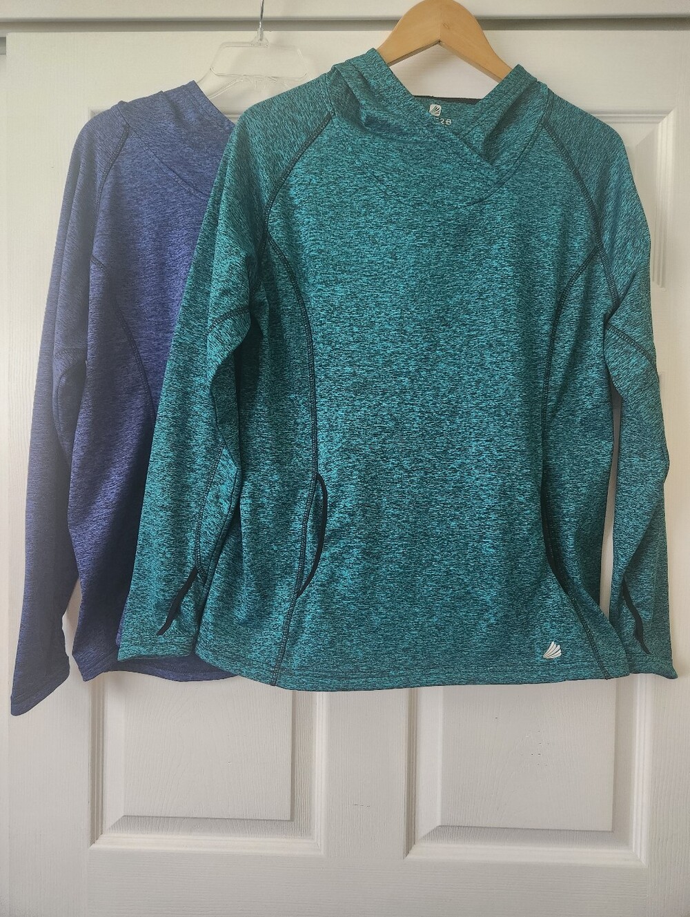 FREE 2B Performance Hoodie - Teal And Blue Speckle Bundle- Women's Large